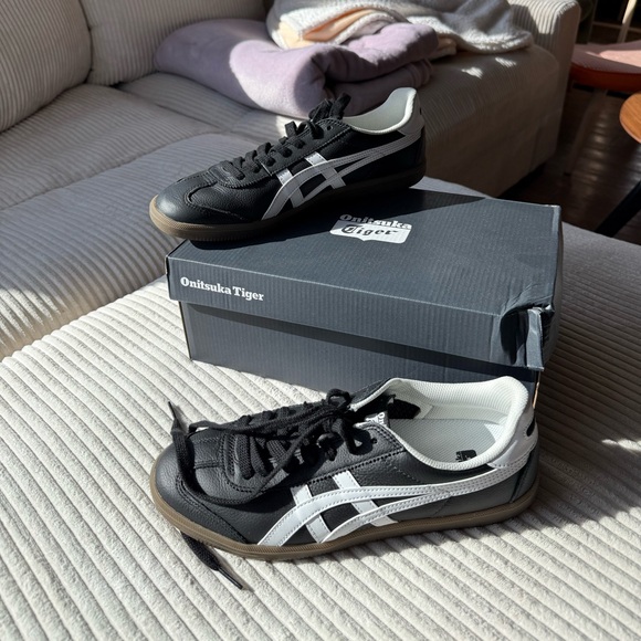 Onitsuka Tiger Tokuten by Asics Black and White Striped Sneakers - Picture 1 of 8